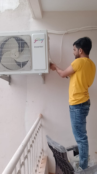 Cover photo of Lovely Air Conditioner in Noida - AC Repair Service